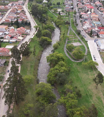 Vista aérea de una ciudad

Descripción generada automáticamente